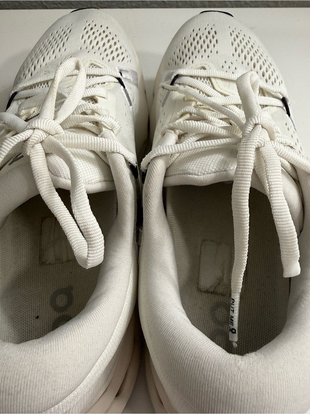 On cloudsurfer 2 Women size 8 Sneakers in Cream and White - Picture 5 of 8